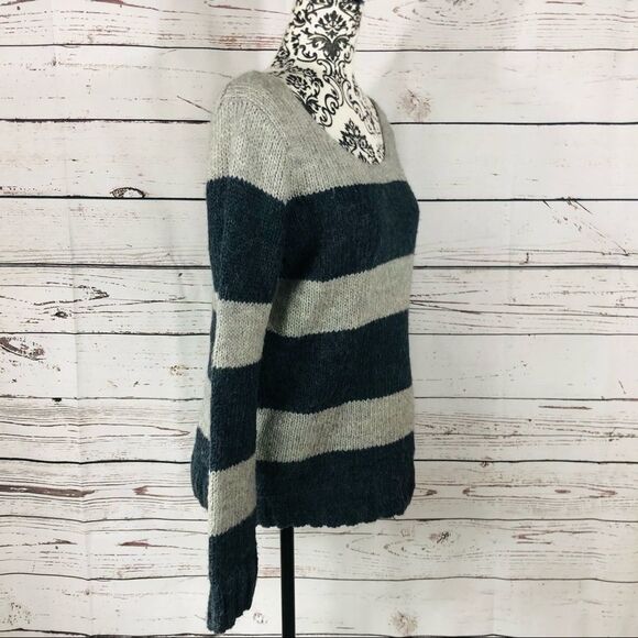 Gap Alpaca Blend Essential Classic Navy Grey Stripe Wide Neck Sweater XS - Picture 2 of 7